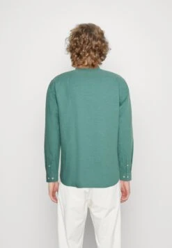 Minimum Anholt - Shirt - Oil Blue -Fashion Shop 0e8bd6f4c6da4ecb8b39151bc85369a6