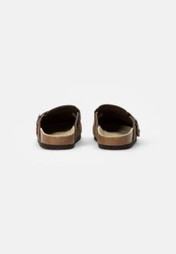 Pier One Leather Unisex - Slippers - Brown -Fashion Shop 18a09b6c3e71439784e427988b058842