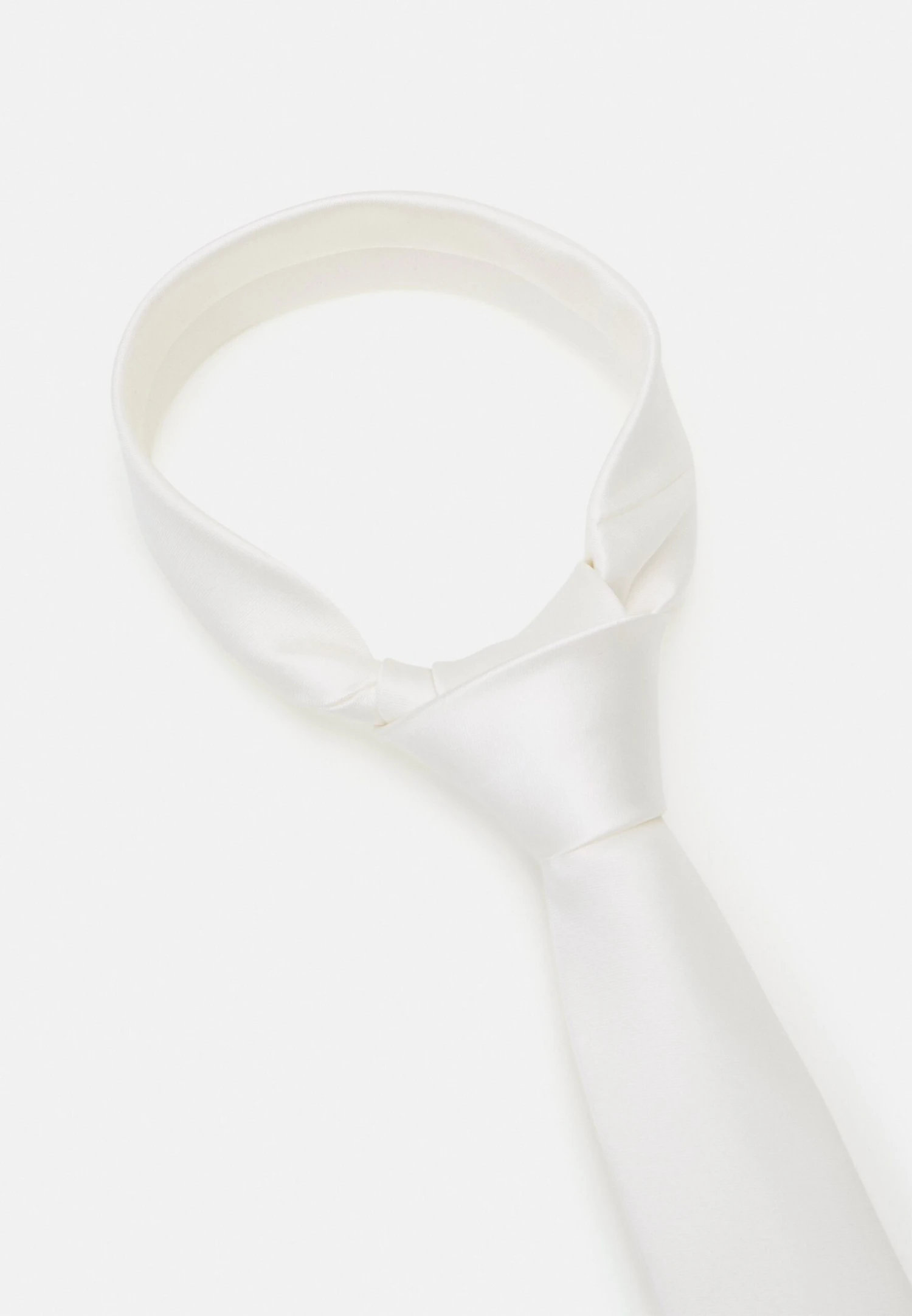 Pier One Set - Pocket Square - White 4 Pier One Set - Pocket Square - White - Image 2