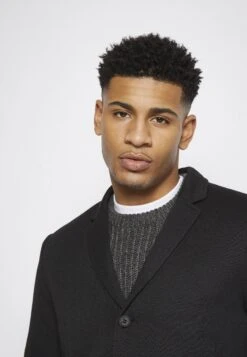 Only & Sons Onsjulian King Coat - Classic Coat - Black -Fashion Shop 44654ee458d34904861ee46fc38ff08f