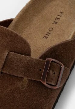 Pier One Leather Unisex - Slippers - Brown -Fashion Shop 47364cdc1dcd4794860a5f6810594e6c