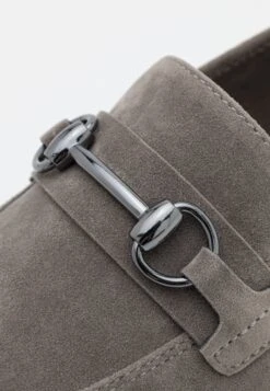 Pier One Smart Slip-Ons - Grey -Fashion Shop 4b382e05be2b43eeb36ae982039504e1