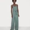 Anna Field Jumpsuit - Light Green 2 Anna Field Jumpsuit - Light Green -Fashion Shop 57bc7643fed24d888cfbaf30312e3016