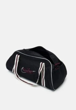 Nike Performance Gym Club Retro - Sports Bag - Black/Sail/Night Maroon -Fashion Shop 5a66aeb790e349f79df09c01582936e2