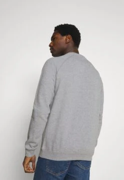 Pier One 3 Pack - Sweatshirt - Bordeaux/Black/Grey 13 Pier One 3 Pack - Sweatshirt - Bordeaux/Black/Grey -Fashion Shop 5f9ced6afa074cd799298bedb83080a9