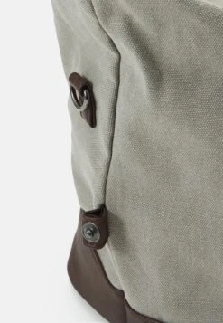 Pier One Unisex - Holdall - Grey -Fashion Shop 6fa7c56bd7a241beadc9861c482d7855