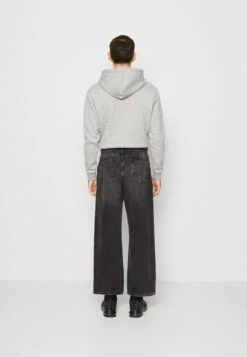 YOURTURN Unisex - Relaxed Fit Jeans - Black -Fashion Shop 83a59c0ccf8242d5af17df7b3a47ee38