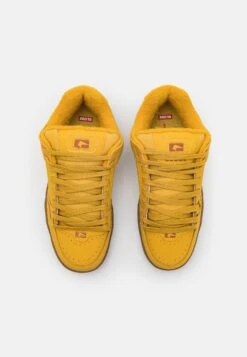 Globe Tilt - Skate Shoes - Wheat/Bronze -Fashion Shop a72c6f6aa7f84d92a404e2eeeb28decb
