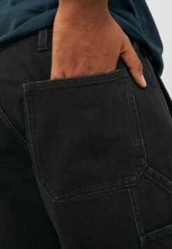 Jack & Jones Relaxed Fit Jeans - Black Denim -Fashion Shop a7f0fa47a06e447ca06df351e641e0a6