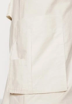 YOURTURN Unisex - Cargo Trousers - White 15 YOURTURN Unisex - Cargo Trousers - White -Fashion Shop b765f94c7a4b4aa381e82f4831de94b0