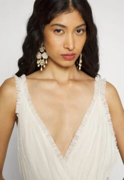 Needle & Thread ExclusiveCandice Gown - Occasion Wear - Cream -Fashion Shop cf91087955524b6d8613c92b019276e9