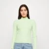 Selected Femme Slfwilma T Neck - Long Sleeved Top - Pistachio Green -Fashion Shop cfb86275e14348fa8a02f18e05184e62
