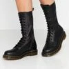 Dr. Martens Virginia - Lace-Up Boots -Fashion Shop db44b957665c40f182b4a56afda37aa6