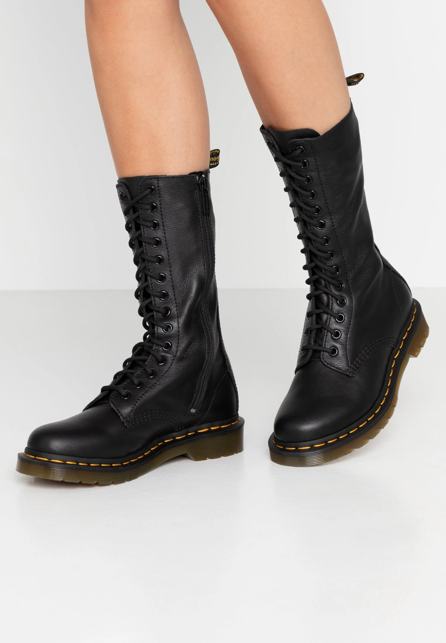 Dr. Martens Virginia - Lace-Up Boots 3 Dr. Martens Virginia - Lace-Up Boots