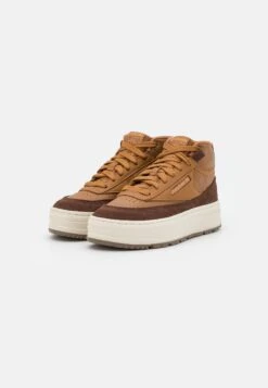 Reebok Classic Club Geo Mid - High-Top Trainers - Wild Brown/Brush Brown/True Beige -Fashion Shop db9a230e3f6f4129a1c1d3b32e948216