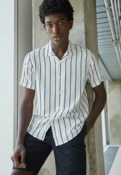 Pier One 2 Pack - Shirt - Black/White -Fashion Shop e9850c2e54ca4eb6b01614842b047075