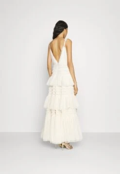 Needle & Thread ExclusiveCandice Gown - Occasion Wear - Cream -Fashion Shop f219c8f34c4148a8bef1b92e59f57305