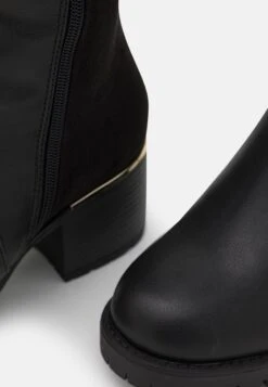 Over-The-Knee Boots - Black -Fashion Shop f986835713a3455ba5042c9125b93004